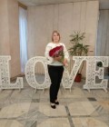 Rencontre Femme : Виктория, 41 ans à Ukraine  Каменское